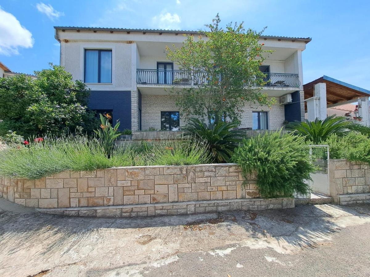 Guesthouse Tamara Lovište 外观 照片